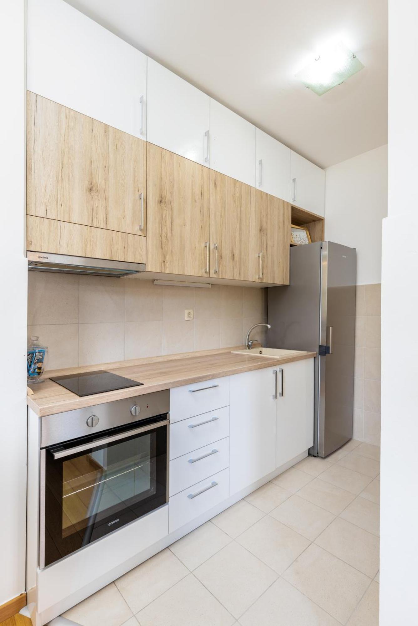 تْشيرسيك نوفي Apart Hotel M S Katunjanin المظهر الخارجي الصورة