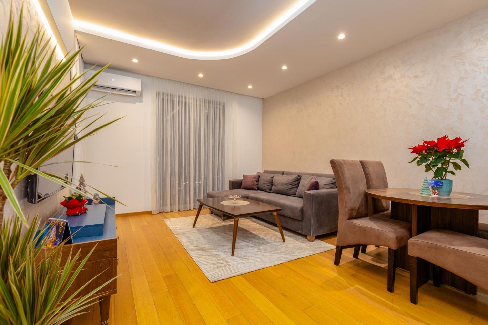 تْشيرسيك نوفي Apart Hotel M S Katunjanin المظهر الخارجي الصورة
